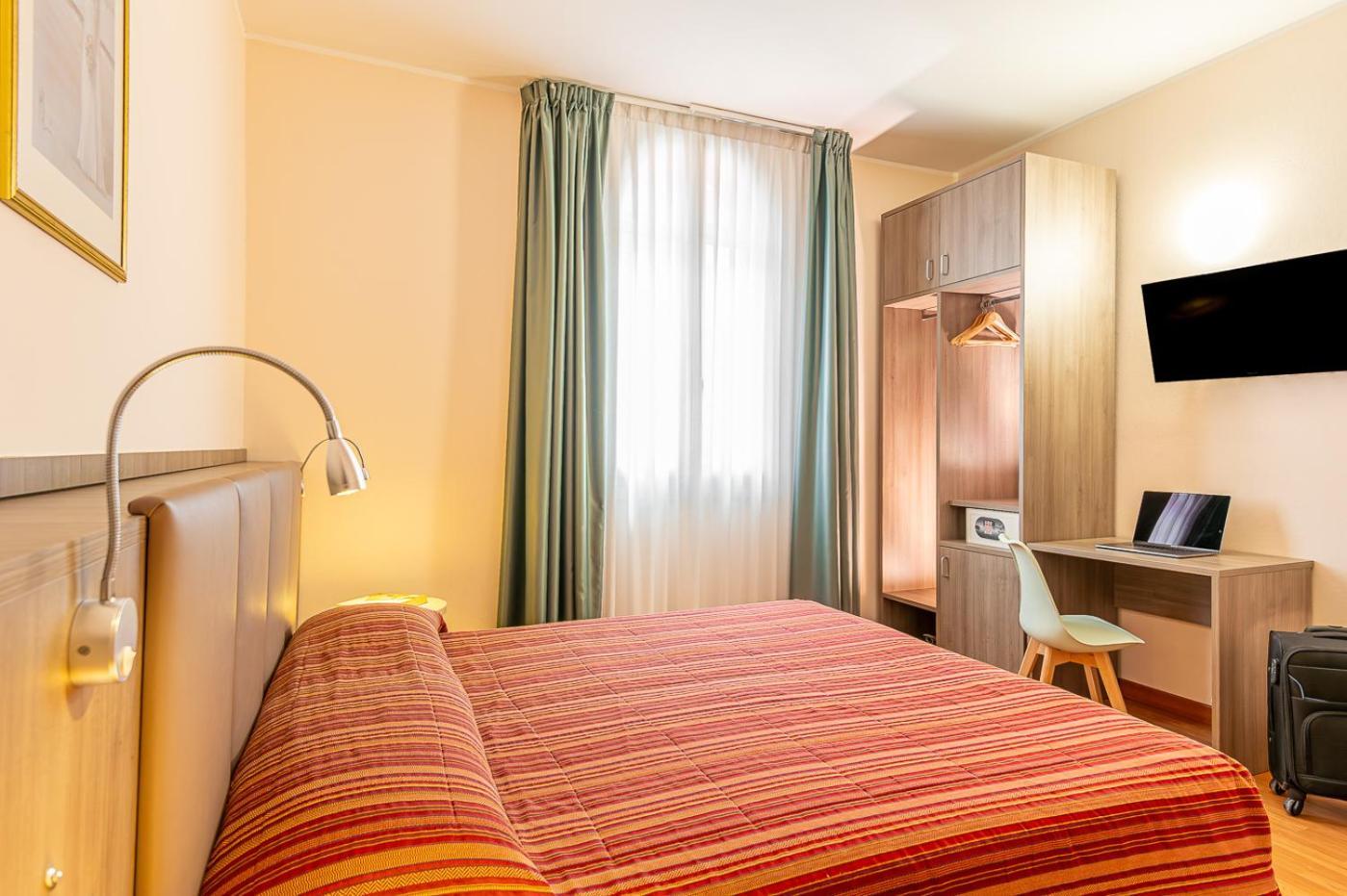 Hotel Zio Imola Kültér fotó